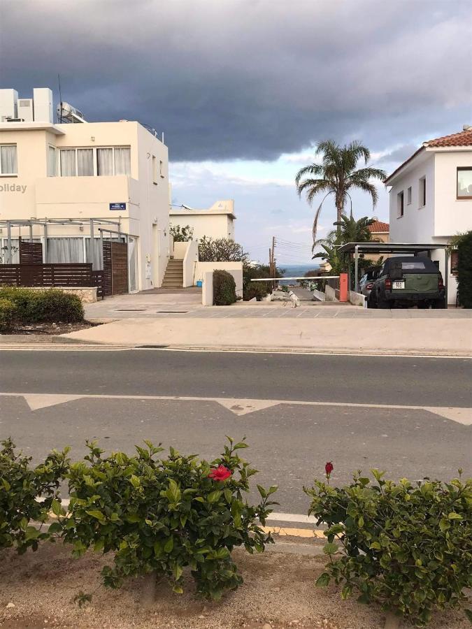 Sunny Holiday By Konnos Paralimni Esterno foto