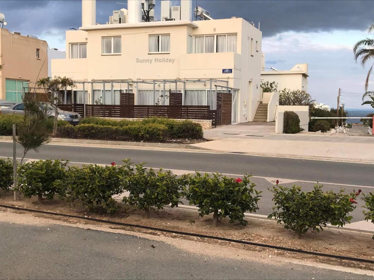 Sunny Holiday By Konnos Paralimni Esterno foto